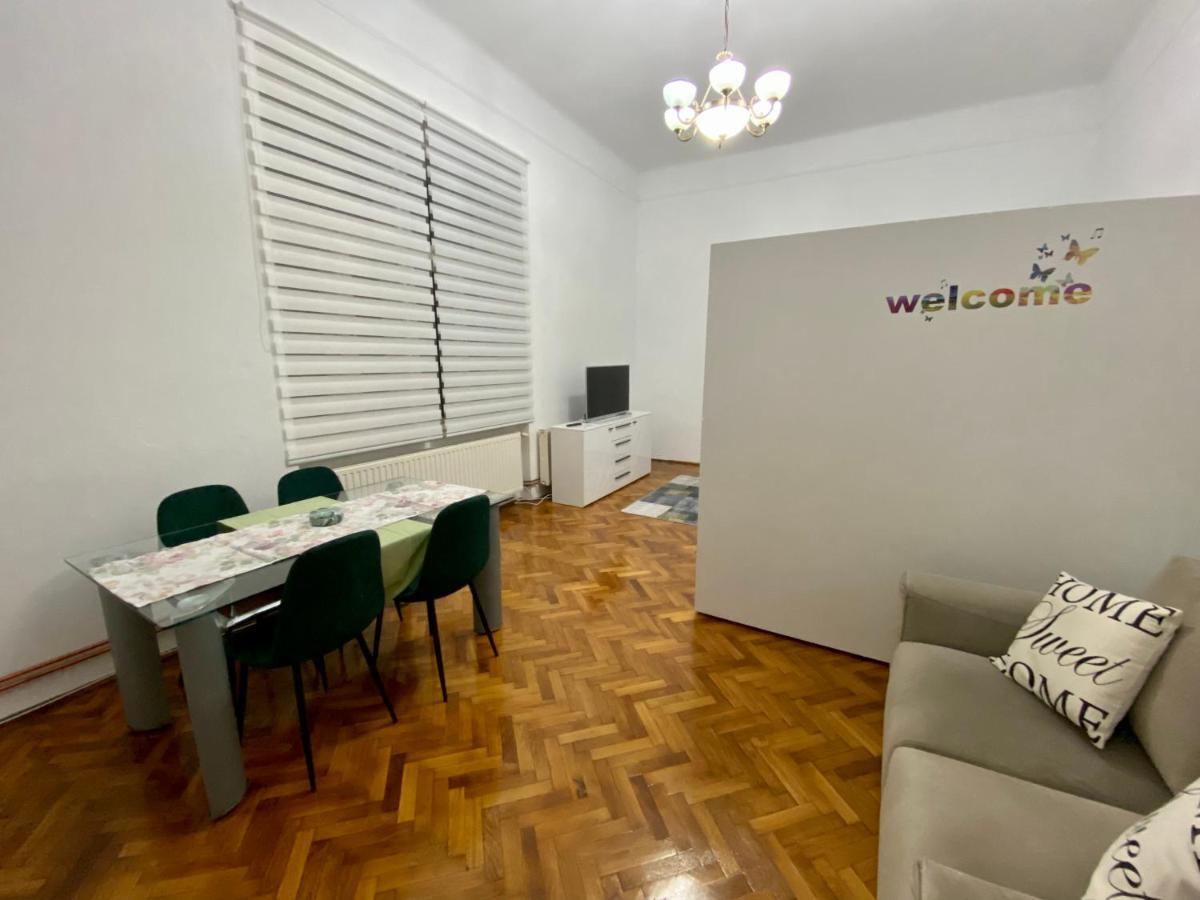 Apartament Super Central Cu Parcare Privata Apartment Arad Exterior photo